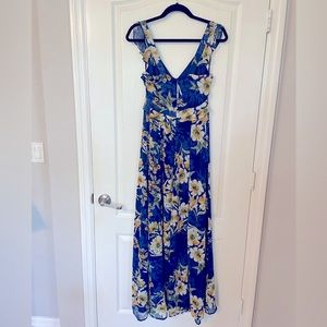Lulus maxi dress